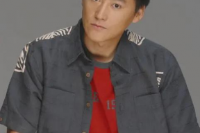 演员刘小锋个人资料