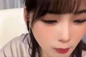 娱乐吃瓜酱的作品发10块钱,揭秘娱乐圈10块钱背后的秘密